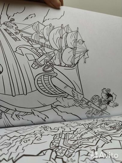 Раскраска для детей Пираты карибского моря новая