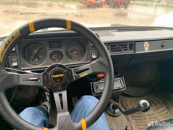 Спортивный руль momo