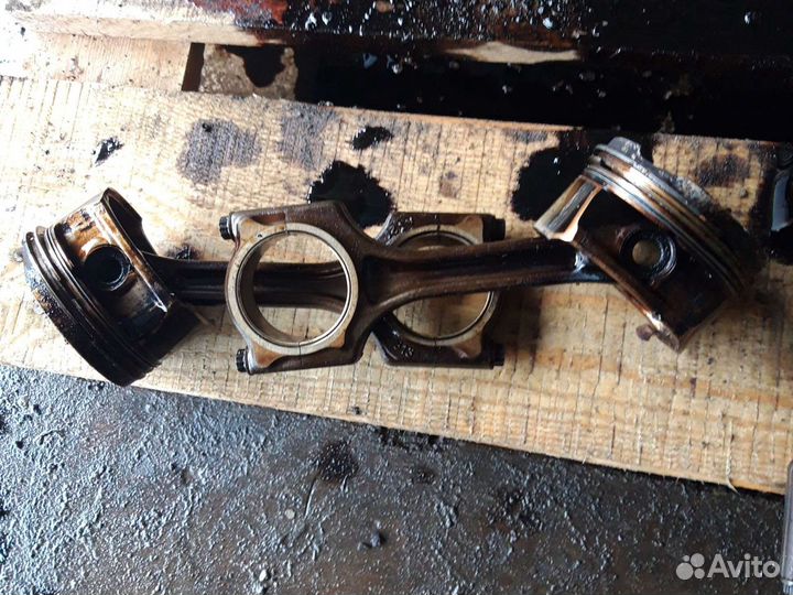 Шатун с поршнем Citroen c4 1.6 120 л.с