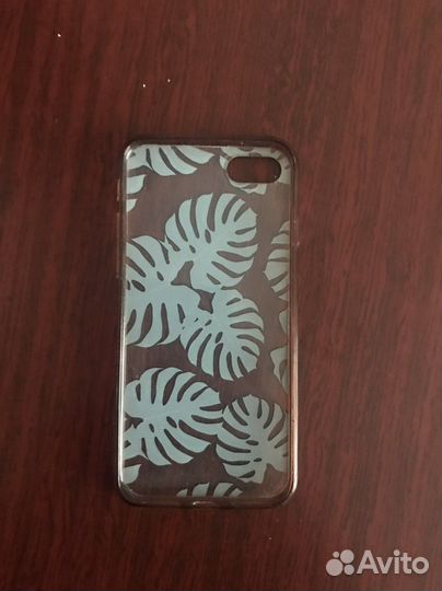 Чехол на iPhone 7