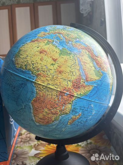 Глобус новый 32 см