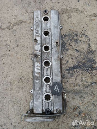 Клапанная крышка 1g-fe