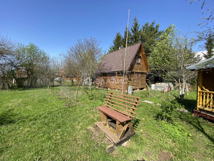 Дом 40 м² на участке 20 сот.