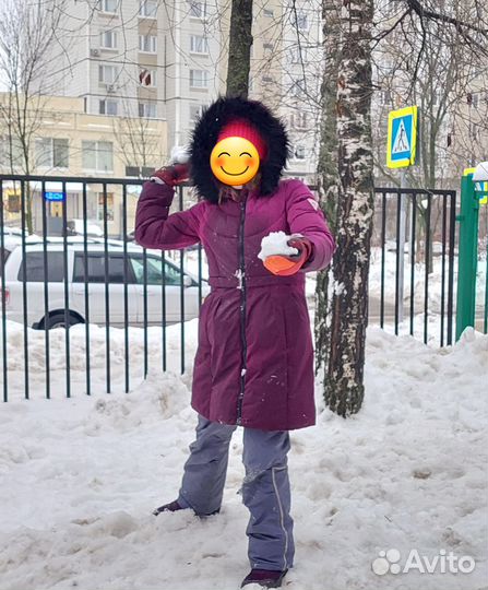 Куртка (пальто) для девочки зимнее 146 futurino