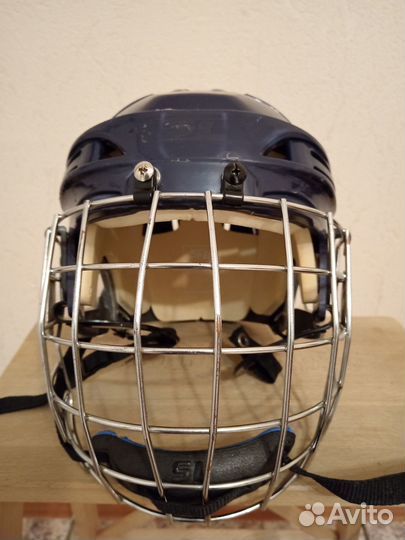 Шлем хоккейный взрослый
