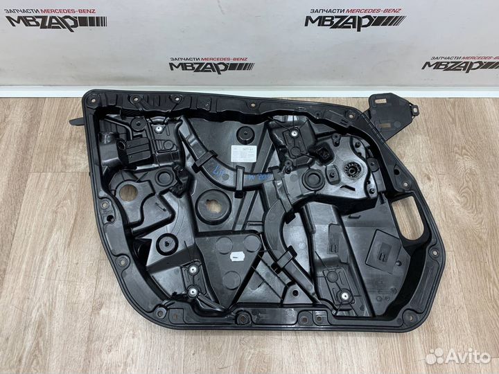 Стеклоподъемник передний левый Mercedes W205 C 205