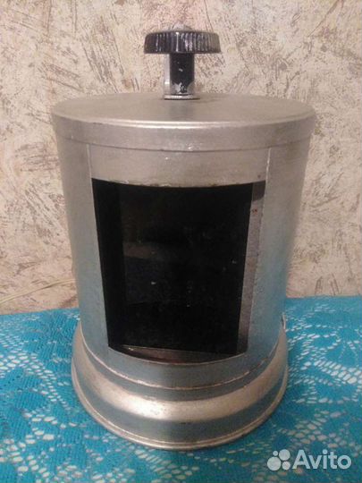 Красный фонарь для фотопечати