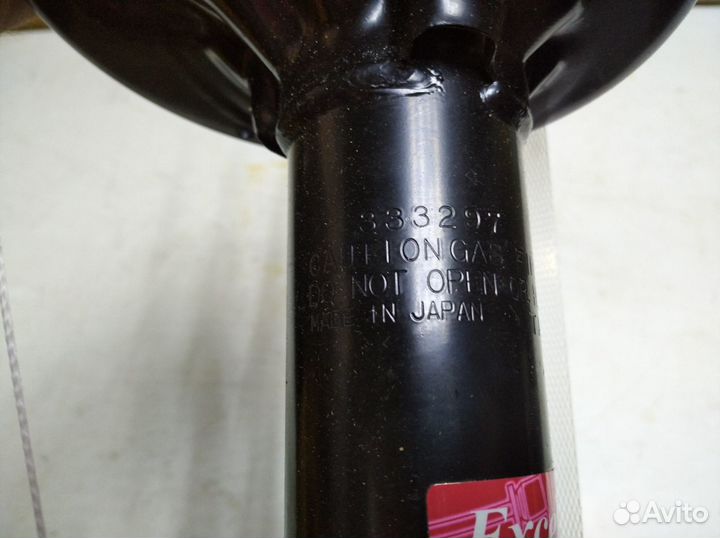 Амортизатор задний левый для Mazda 323F 1998-2003