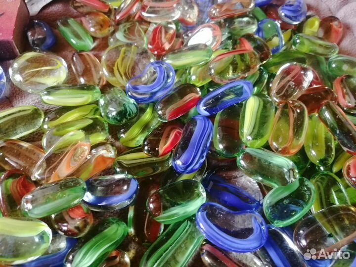 Стеклянные камушки для декора