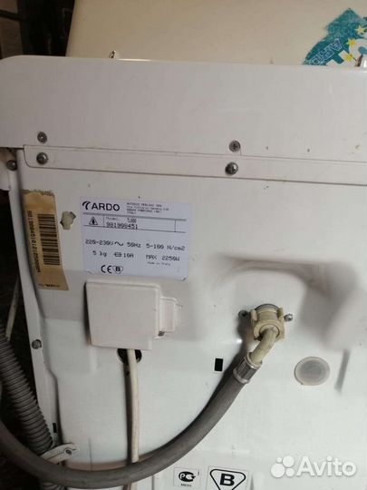 Стиральная машина с вертикальной загрузкой