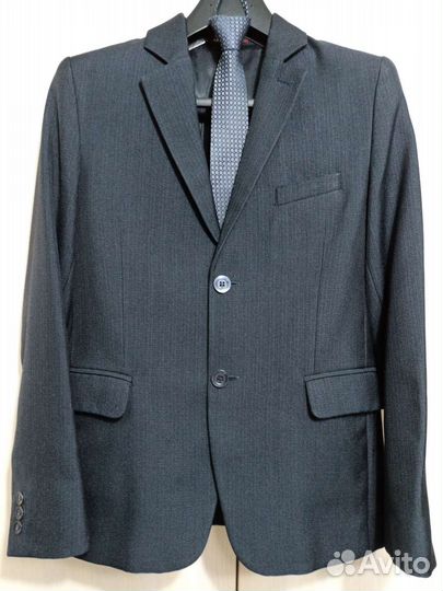 Школьный костюм для мальчика серый 158