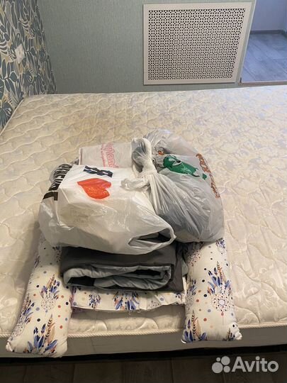 Кокон для малыша,коврик и бортики в кроватку