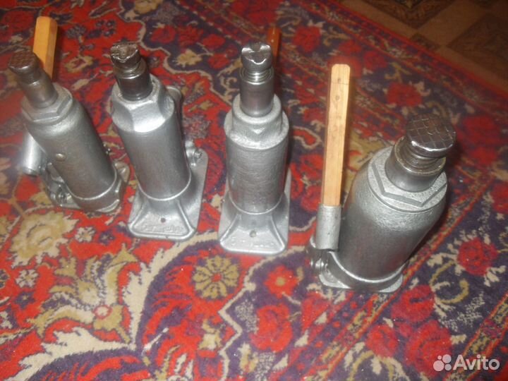 Домкрат гидравлический