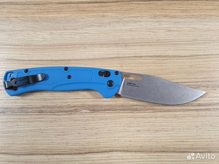 Реплика складного ножа Benchmade Taggedout 15535