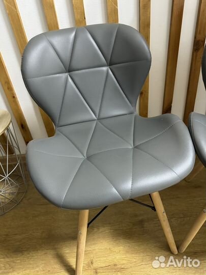 Продам стулья