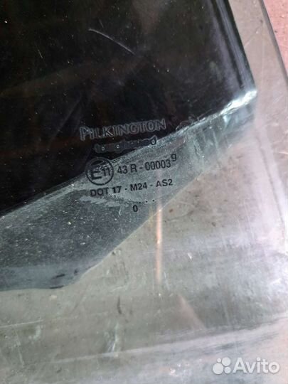 Стекло двери задний на Jaguar s-type