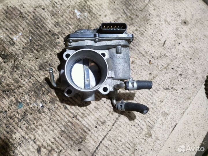 Дроссельная заслонка camry V40, Rav 4 2.4 л