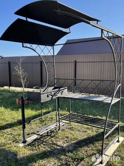 Мангал с печью под казан и крышей