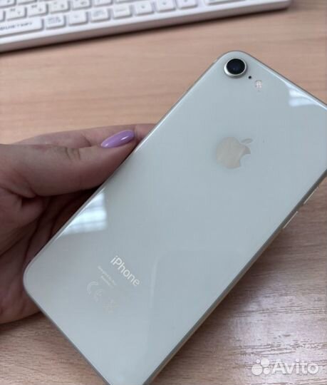 iPhone 8, 64 ГБ