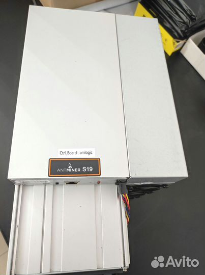 Asic майнер Bitmain Antminer S19