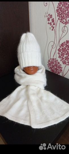 Шапка женская и шарф