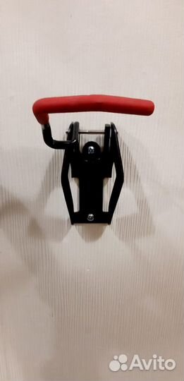 Велодержатель настенный вертикальный