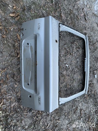 Крышка дверь багажника приора хетчбек