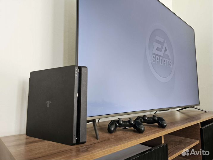 Sony playstation 4 slim + 44 игр