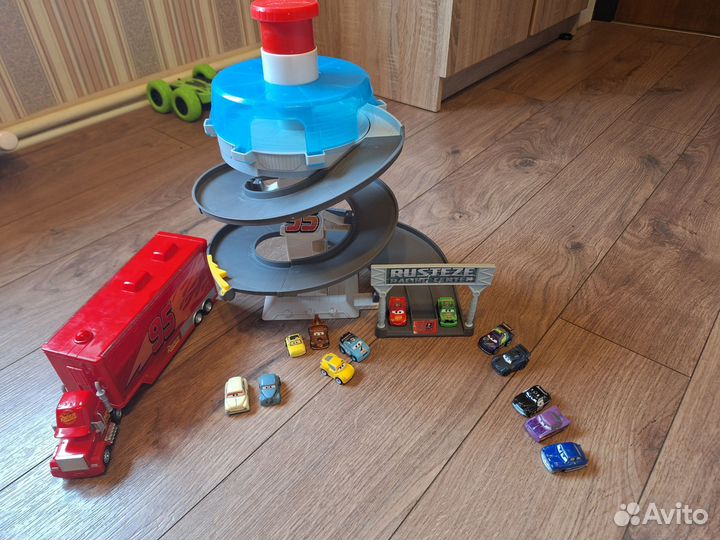 Машинки тачки Mattel