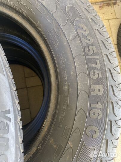 Continental Vanco 2 225/75 R16 116R