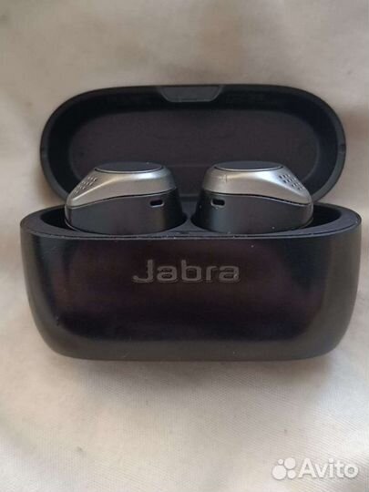 Беспроводные наушники Jabra elite 75t