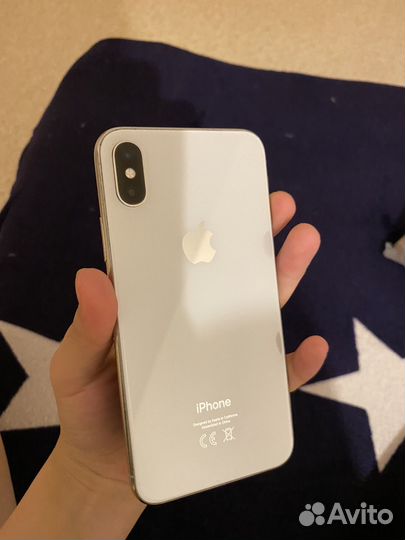 Телефон iPhone 10