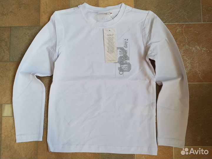 Новые брюки, джемпер, плавки р.122