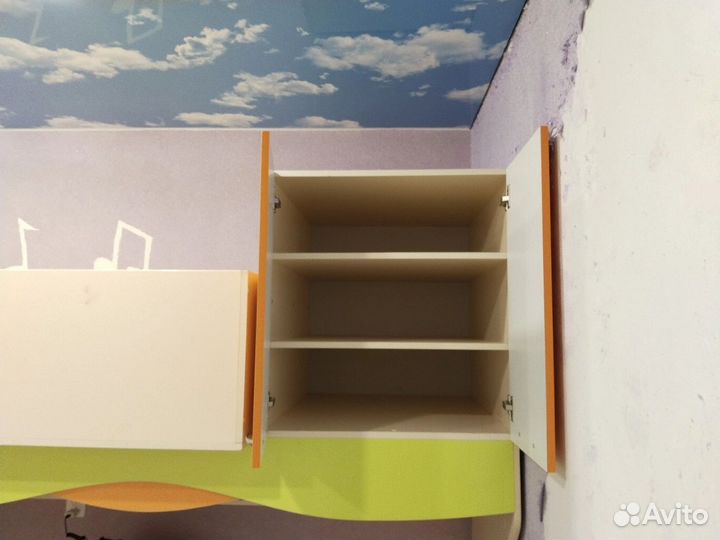 Детская кровать чердак со шкафом