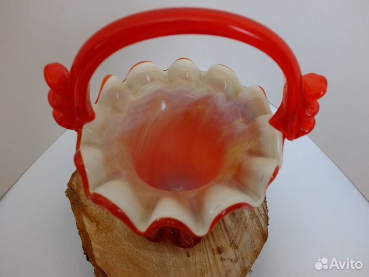 Корзинка Красный май