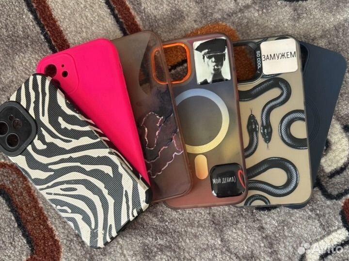 Чехлы на телефон iPhone 12