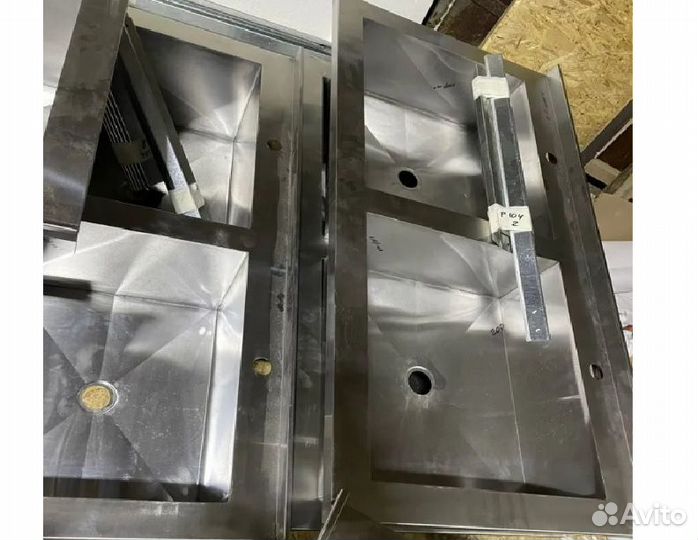 Мебель из нержавеющей стали