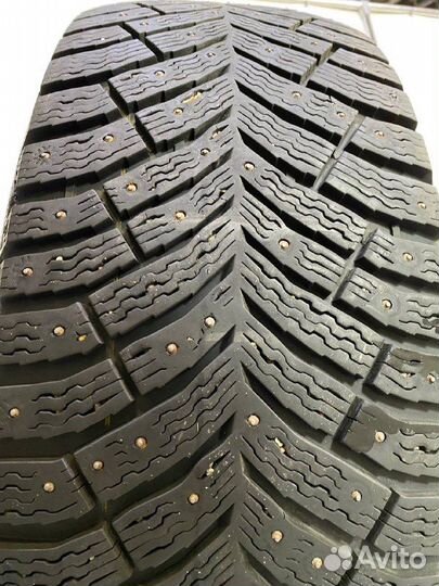 Michelin X-Ice North 4 SUV 225/55 R19