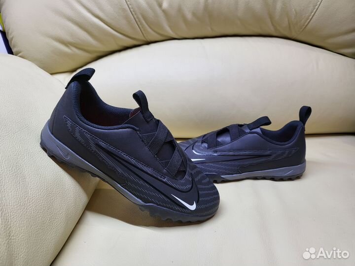 Сороконожки Nike Phantom новые 36.5, 38, 38.5 р