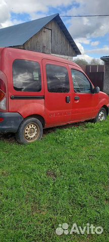 Renault Kangoo 1.4 MT, 2001, битый, 400 000 км с пробегом, цена 100000 руб.