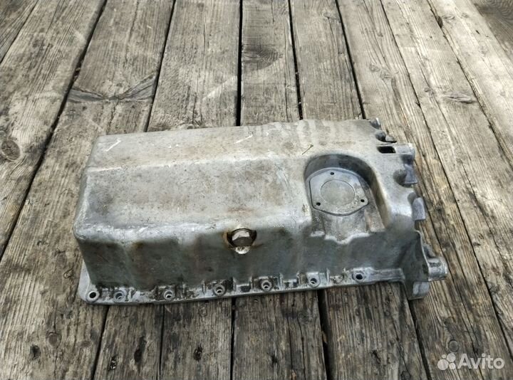 Поддон двигателя 1.6 audi / volkswagen / skoda