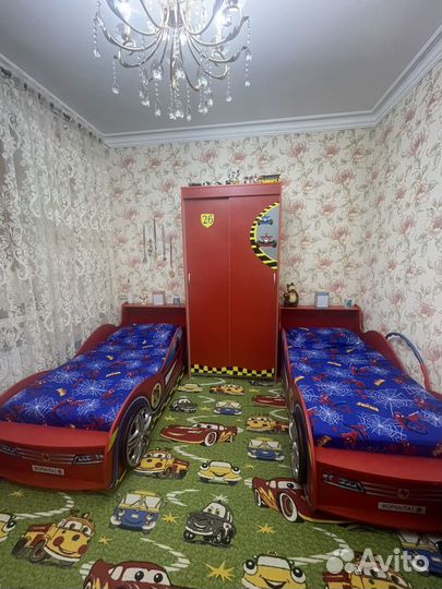 Детская мебель кровать,шкаф и компьютерный стол