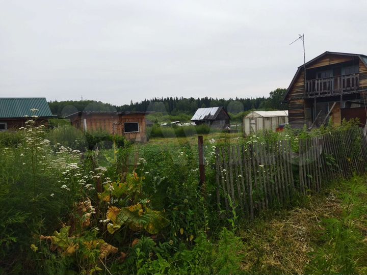 Дом 22 м² на участке 5 сот.