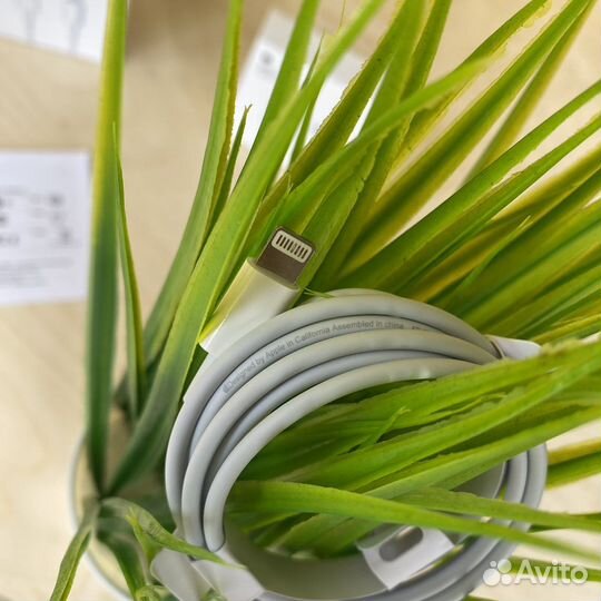 Зарядка на iPhone 20W оригинал