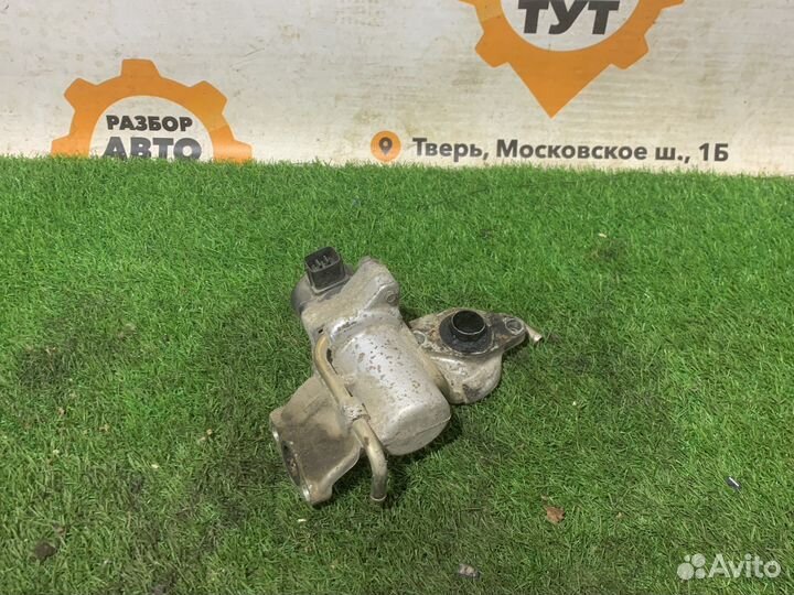 Клапан егр Mitsubishi Carisma