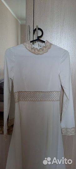 Платье на никах