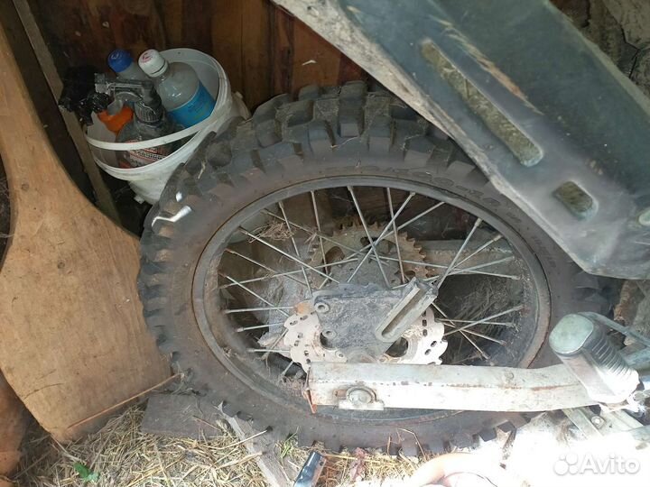 Мотоцик на запчасти или под востоновления