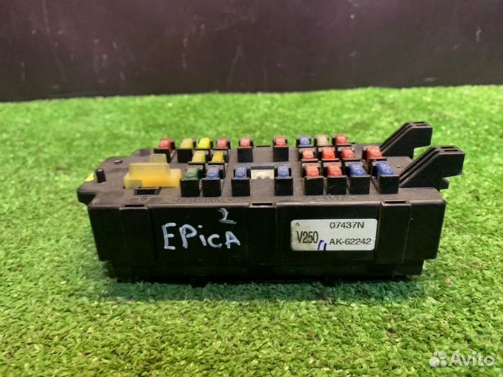 Блок предохранителей салонный Chevrolet Epica