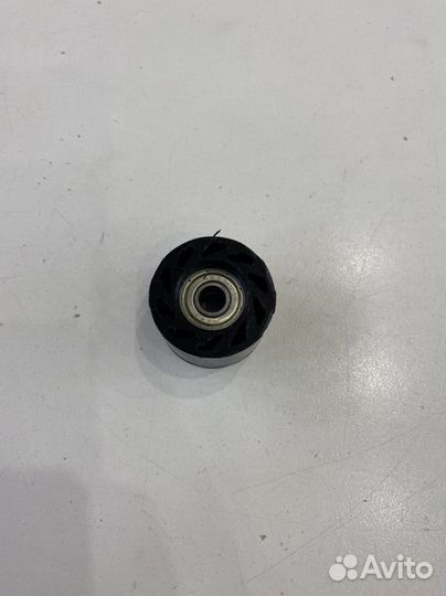 Ролик натяжения цепи