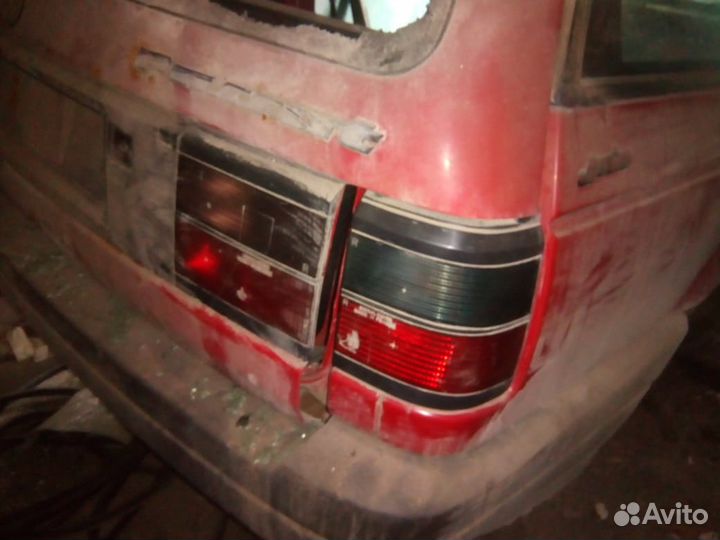 Фонарь задний Passat B3 Разбор